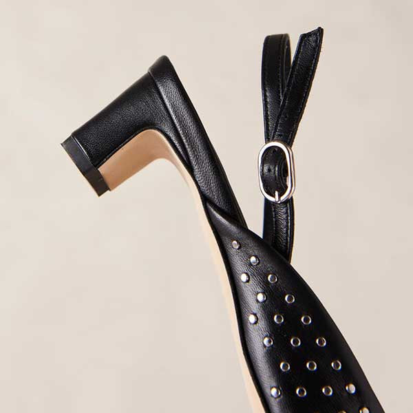 Lindy Black/Studs | Slingback pump