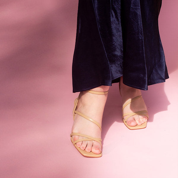 Mi/Mai Venice strappy sandal with ankle strap in beige leather styled with navy dress for Spring event