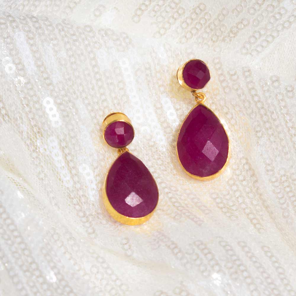 Amara Drop Earrings | Gold and Fuchsia pink