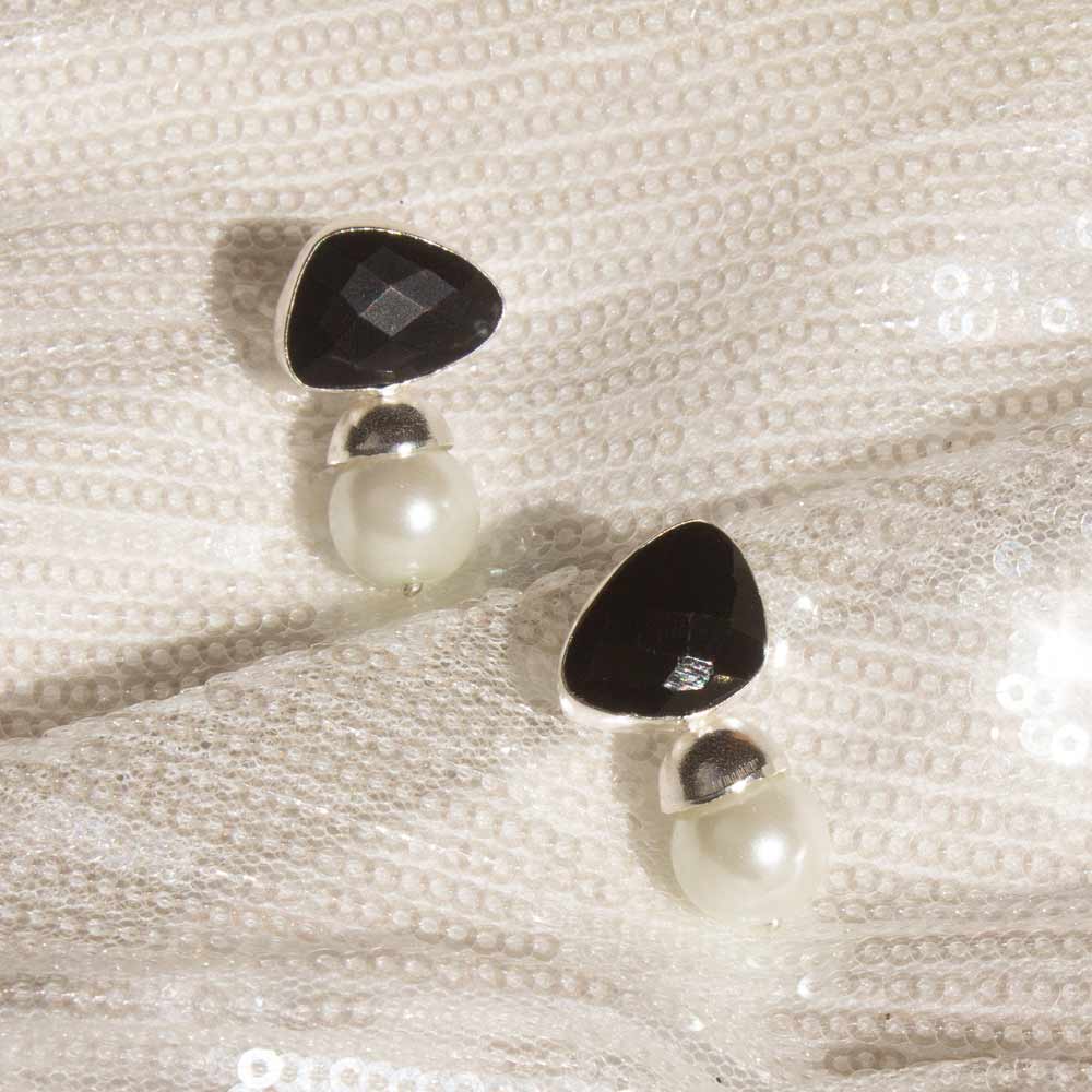 Lustre Luxe | Silver & Black Earring