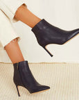 Noura Navy | Stiletto ankle boot