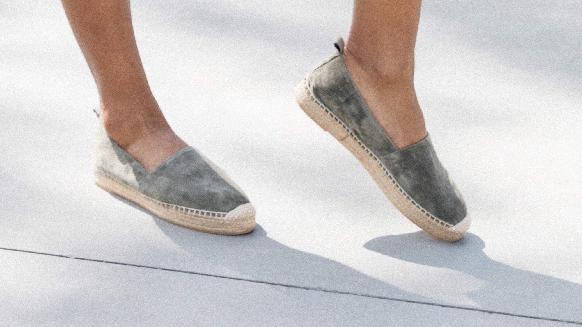STYLE FOCUS: Enclosed Summer Flats
