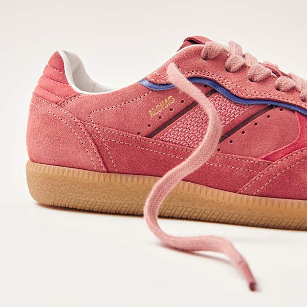 TB.490 Rife Pink | Suede Sneaker