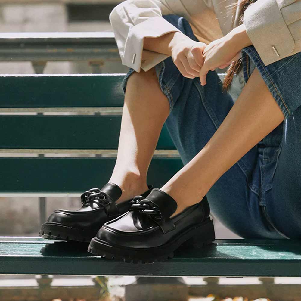 Arto Black | Chunky Leather Loafer