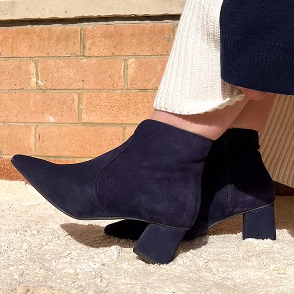 Arosa Navy | Suede Ankle Boot