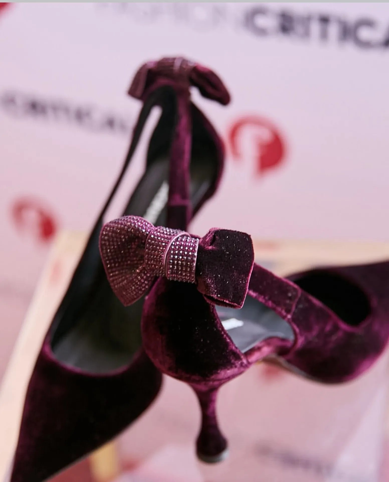 @fashion_critical ‘s Melbourne book launch was basically Australia’s Met Gala, and under that jaw-dropping gown? Our @lolacruzshoes PERSAN pumps in rich burgundy velvet💜
⁠
A match made in fashion heaven. ⁠
⁠
...they even got another night out on the town, paired with a pink and red ensemble 😍⁠
⁠
📸 1-2 by @carlyravenhall 

 