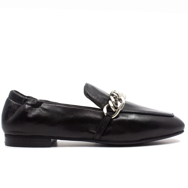     Billi-Bi A1006 black leather loafer with silver chain single side view 