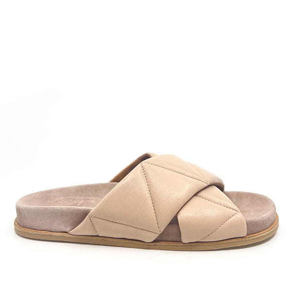 Billi Bi A1556 soft pink leather slides