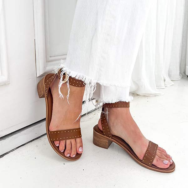 4181 Brown | Studded leather sandal