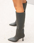 Cape Cod | Knee high leather boot