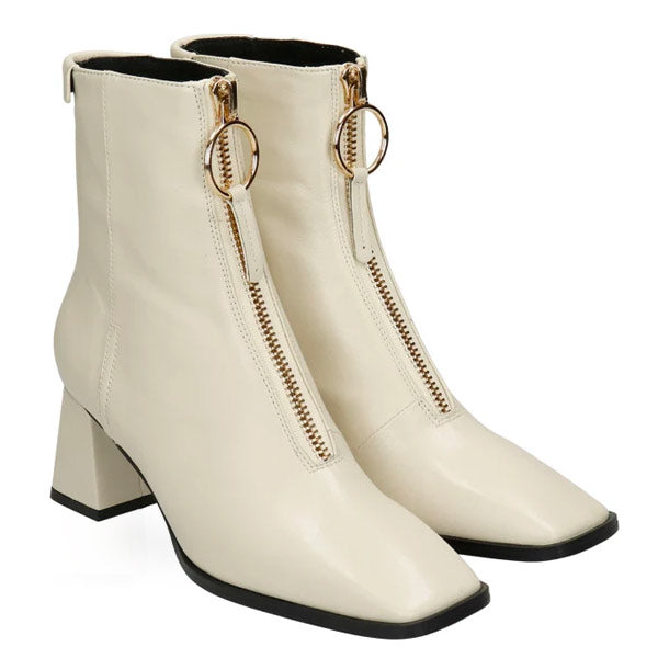   Lola-Cruz-carolina-off-white leather mid heel boot angle 