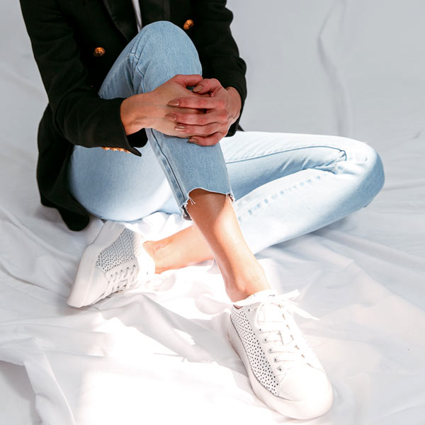 Efia by Lola Cruz Platform leather sneaker in white lifestyle shot 5