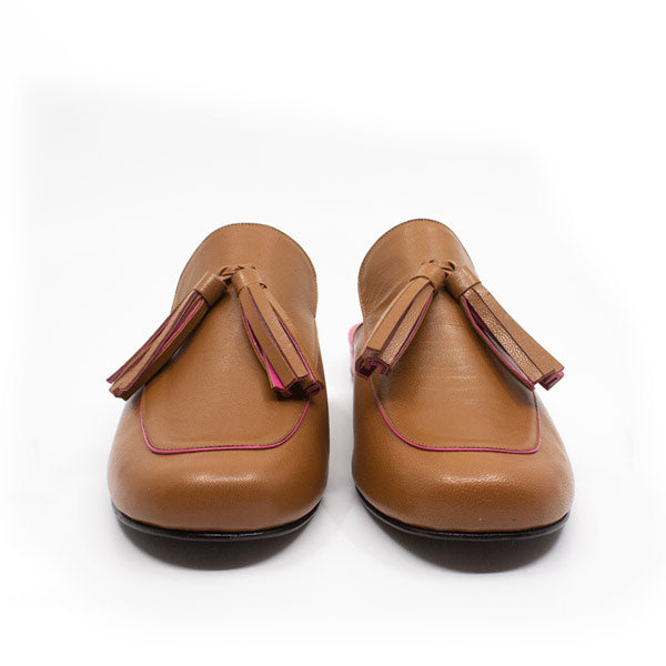 Lux Commune renata caramel loafer front view