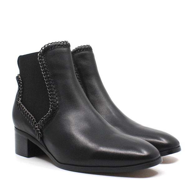 Clark by Mi/Mai Low heel leather chelsea boot angle