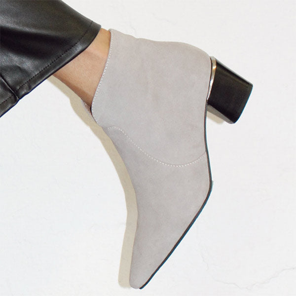 Pedro-Miralles amalfi-grey suede on model close up 2