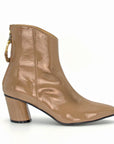 Reike Nen Oblique Ring Beige Mid heel patent leather ankle boot side