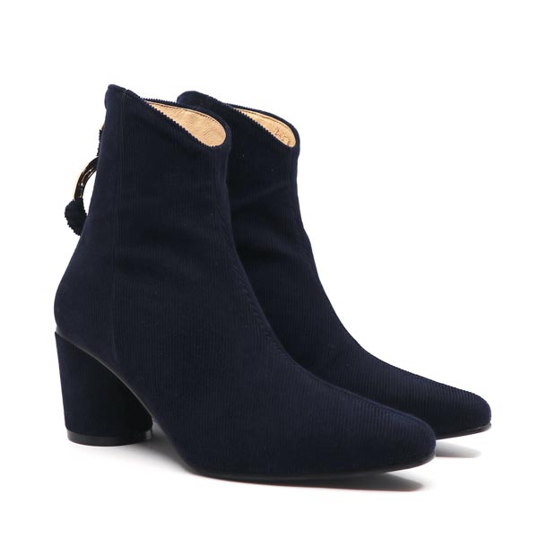 Reike Nen Oblique Ring Navy Mid heel patent leather ankle boot angle