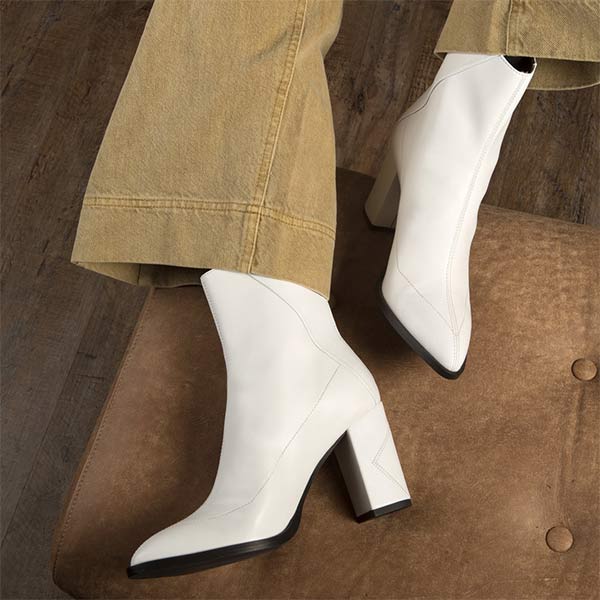 Sylven New York Almasi white apple leather boot on model 2