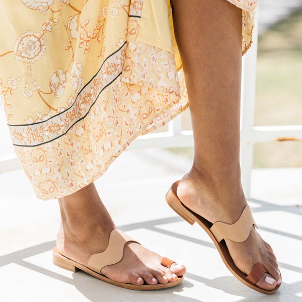 Mi/Mai Goa Tan Leather toe loop slide lifestyle 4